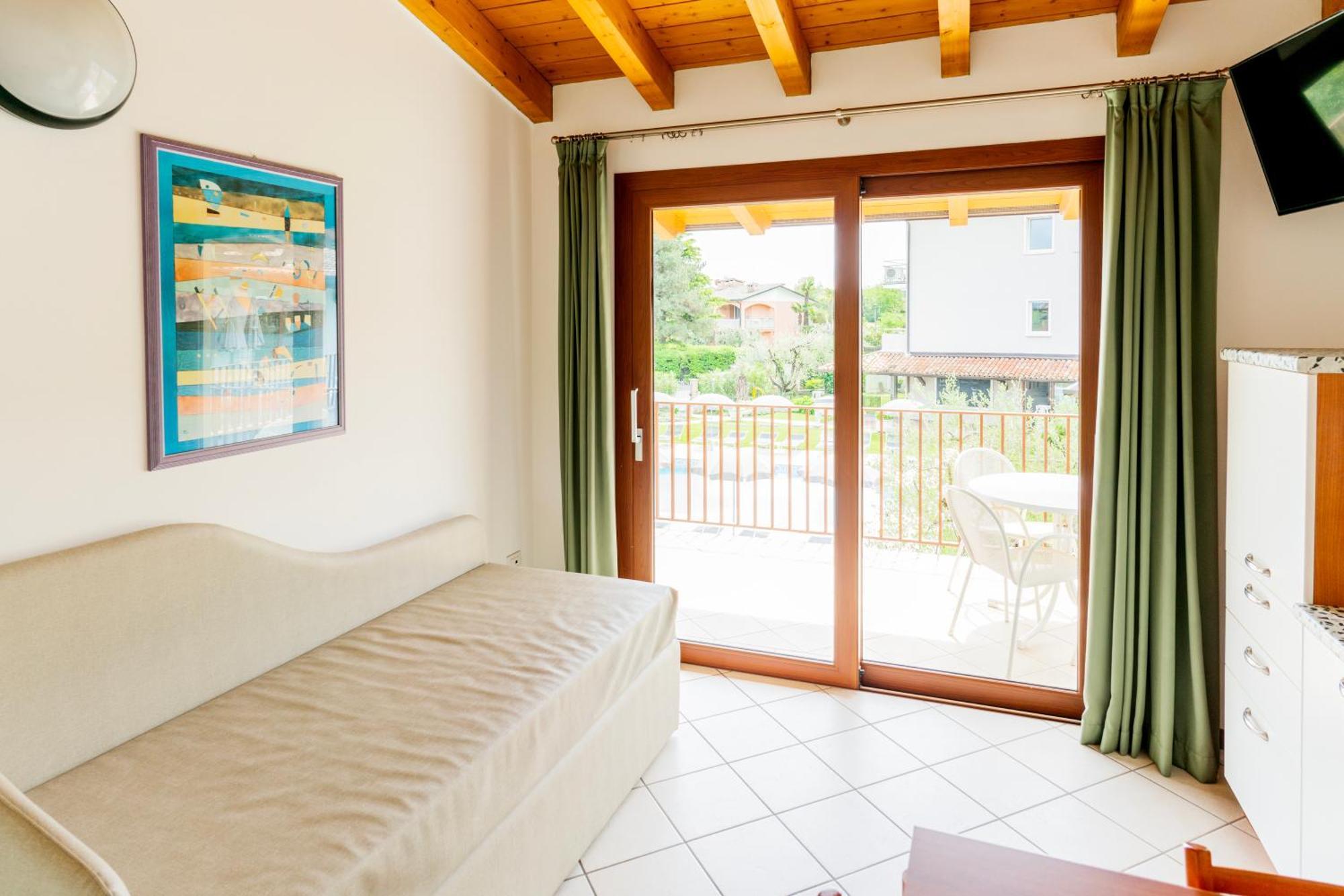 Residence Molino - Holiday Apartments Manerba del Garda Exterior photo